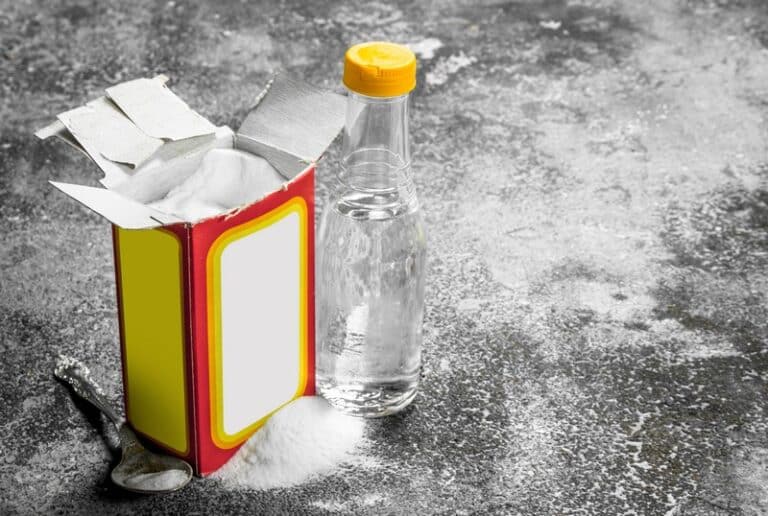 15 Best Home Remedies For Jock Itch (List) OptingHealth
